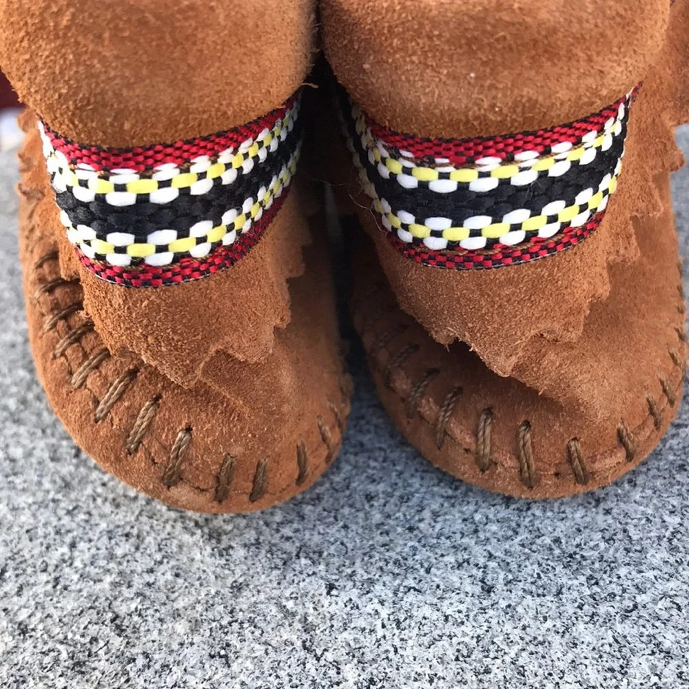 🚨B2G1 MINNETONKA Tan Aztec Moccasin Booties